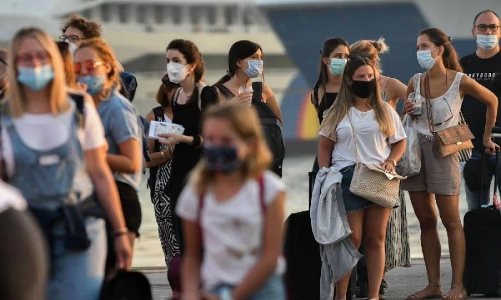 Επί ποδός οι αρμόδιοι υπουργοί για την αύξηση κρουσμάτων στα νησιά